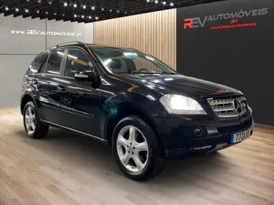 Vendo Mercedes-Benz ML 320 2006 - 15950 EUR, 278122 km - AUTO.MOTO.pt