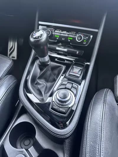 Sell BMW 216 Active Tourer 2015 - 14900 EUR, 210000 km - AUTO.MOTO.pt