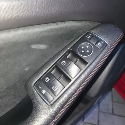 Vendo Mercedes-Benz A 180 2014 - 14250 EUR, 246156 km - AUTO.MOTO.pt