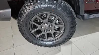 Sell Jeep Gladiator 2021 - 59900 EUR, 125181 km - AUTO.MOTO.pt