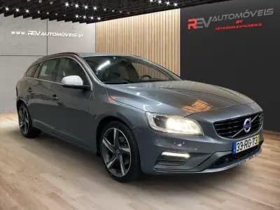 Vendo Volvo V60 2016 - 13950 EUR, 322000 km - AUTO.MOTO.pt