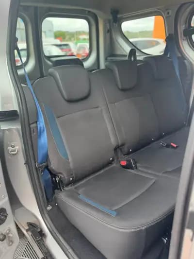 Sell Dacia Dokker 2015 - 12900 EUR, 223800 km - AUTO.MOTO.pt