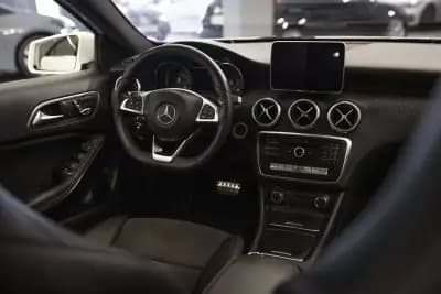 Vendo Mercedes-Benz A 200 2016 - 20950 EUR, 153146 km - AUTO.MOTO.pt