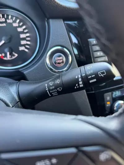 Vendo Nissan Qashqai 2020 - 20900 EUR, 73588 km - AUTO.MOTO.pt