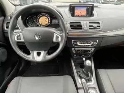 Sell Renault Mégane Break 2012 - 7750 EUR, 289000 km - AUTO.MOTO.pt
