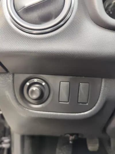 Vendo Dacia Logan MCV 2019 - 8480 EUR, 90100 km - AUTO.MOTO.pt