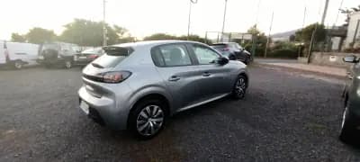 Sell Peugeot 208 2023 - 19450 EUR, 52000 km - AUTO.MOTO.pt