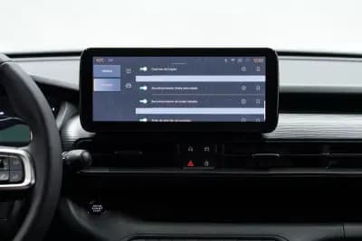 Vendo Jeep Avenger 2023 - 20950 EUR, 10000 km - AUTO.MOTO.pt