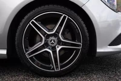 Vendo Mercedes-Benz CLA 180 2015 - 15900 EUR, 242000 km - AUTO.MOTO.pt