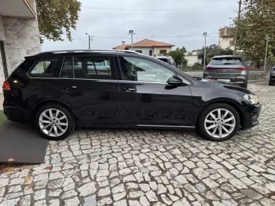 Sell Volkswagen Golf Variant 2015 - 12750 EUR, 160000 km - AUTO.MOTO.pt