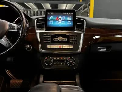 Vendo Mercedes-Benz ML 250 2015 - 27490 EUR, 135500 km - AUTO.MOTO.pt