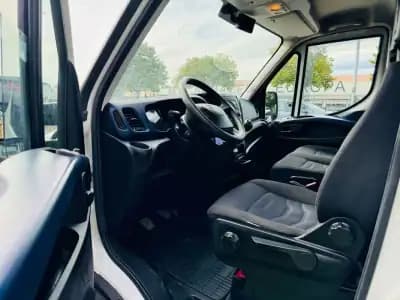 Sell Iveco Daily 2019 - 23500 EUR, 190000 km - AUTO.MOTO.pt