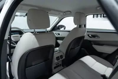 Sell Land Rover Range Rover Velar 2021 - 54950 EUR, 46000 km - AUTO.MOTO.pt