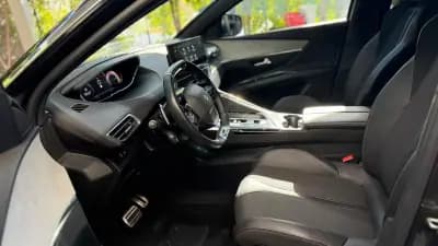 Vendo Peugeot 5008 2024 - 27500 EUR, 74938 km - AUTO.MOTO.pt