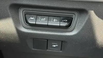 Sell Renault Zoe 2020 - 12900 EUR, 139000 km - AUTO.MOTO.pt