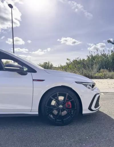 Vendo Volkswagen Golf 2022 - 35000 EUR, 45000 km - AUTO.MOTO.pt