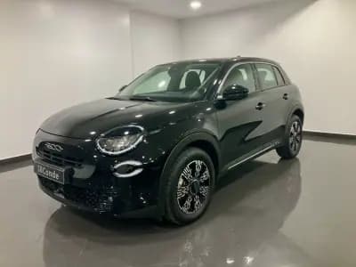 Vendo Fiat 600 2025 - 23800 EUR, 17707 km - AUTO.MOTO.pt