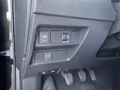 Vendo Nissan Qashqai 2018 - 18990 EUR, 161000 km - AUTO.MOTO.pt