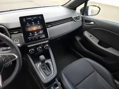 Sell Renault Clio 2024 - 21900 EUR, 57020 km - AUTO.MOTO.pt