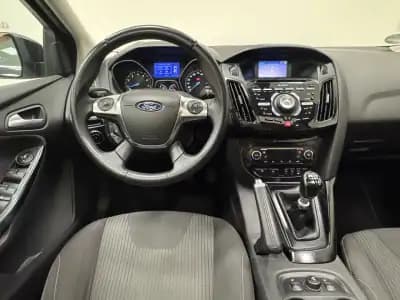 Vendo Ford Focus 2012 - 8990 EUR, 197000 km - AUTO.MOTO.pt