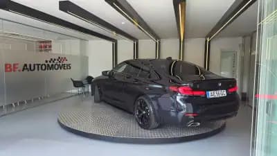 Vendo BMW 520 2020 - 36900 EUR, 140347 km - AUTO.MOTO.pt