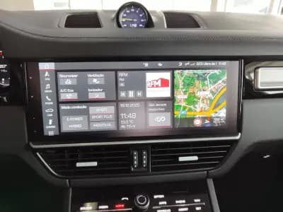 Vendo Porsche Cayenne 2020 - 74500 EUR, 67300 km - AUTO.MOTO.pt