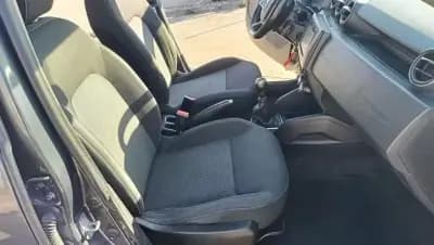 Vendo Dacia Duster 2019 - 13999 EUR, 140000 km - AUTO.MOTO.pt