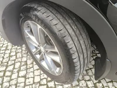 Vendo Hyundai Santa Fe 2016 - 21950 EUR, 149998 km - AUTO.MOTO.pt