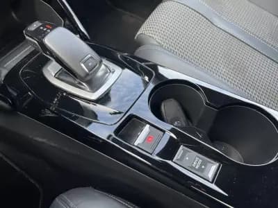 Sell Peugeot 2008 2021 - 21990 EUR, 126336 km - AUTO.MOTO.pt