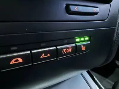 Vendo BMW 120 2008 - 16950 EUR, 196000 km - AUTO.MOTO.pt