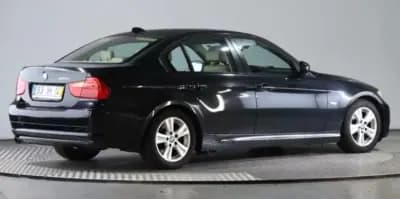 Vendo BMW 320 2009 - 11990 EUR, 198113 km - AUTO.MOTO.pt
