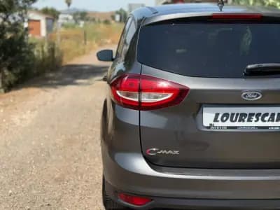 Vendo Ford C-Max 2016 - 12995 EUR, 185000 km - AUTO.MOTO.pt