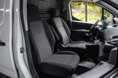 Vendo Peugeot Partner 2021 - 12990 EUR, 103902 km - AUTO.MOTO.pt