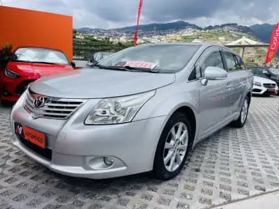 Vendo Toyota Avensis 2010 - 8950 EUR, 280706 km - AUTO.MOTO.pt