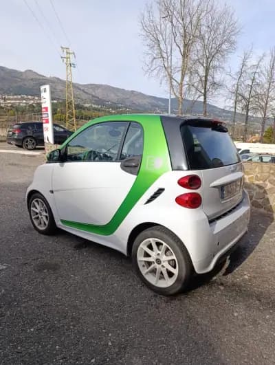 Vendo Smart Fortwo Cabrio 2015 - 8990 EUR, 75000 km - AUTO.MOTO.pt