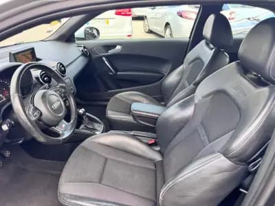 Vendo Audi A1 2012 - 11500 EUR, 218000 km - AUTO.MOTO.pt