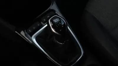 Vendo Opel Crossland X 2021 - 13999 EUR, 124000 km - AUTO.MOTO.pt