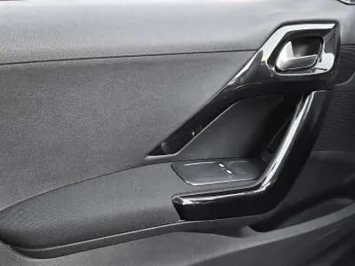 Sell Peugeot 207 1.4 HDI PACK CLIM 2015 - 7450 EUR, 164000 km - AUTO.MOTO.pt