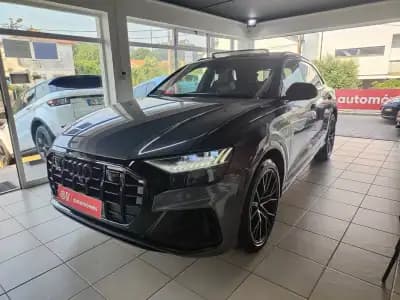Vendo Audi SQ8 2020 - 81500 EUR, 141000 km - AUTO.MOTO.pt