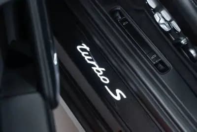 Vendo Porsche 991 2015 - 149950 EUR, 52000 km - AUTO.MOTO.pt