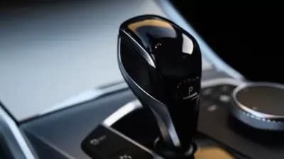 Sell BMW 320 2020 - 29999 EUR, 166000 km - AUTO.MOTO.pt