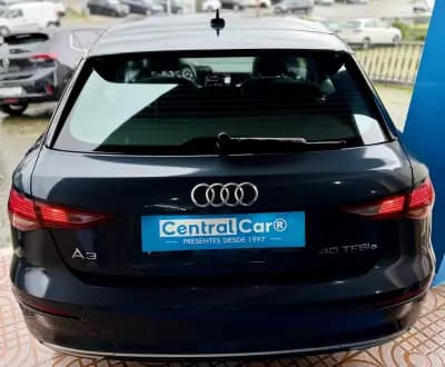 Vendo Audi A3 Sportback 2021 - 23950 EUR, 89000 km - AUTO.MOTO.pt