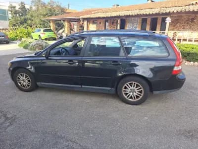 Vendo Volvo V50 2005 - 4990 EUR, 260573 km - AUTO.MOTO.pt