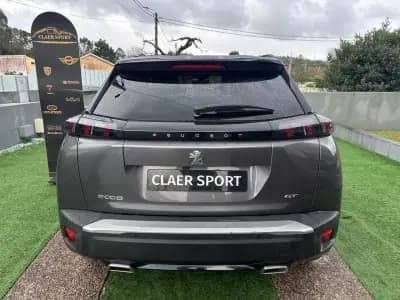 Vendo Peugeot 2008 2021 - 17900 EUR, 95000 km - AUTO.MOTO.pt