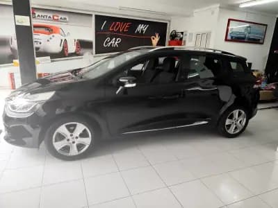 Sell Renault Clio Sport Tourer 2015 - 9980 EUR, 64000 km - AUTO.MOTO.pt