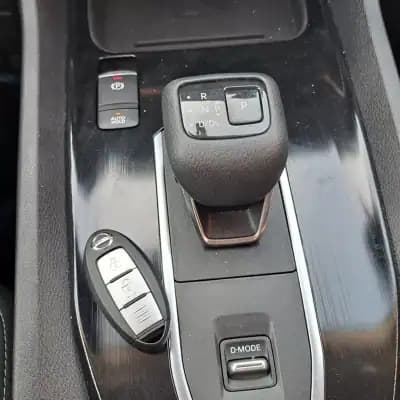 Vendo Nissan Qashqai 2022 - 23450 EUR, 37000 km - AUTO.MOTO.pt