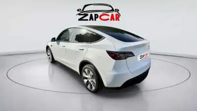 Sell Tesla Model Y 2023 - 31900 EUR, 42638 km - AUTO.MOTO.pt