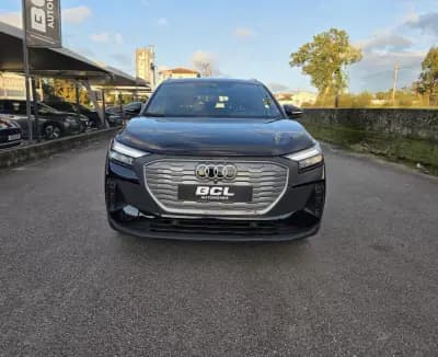 Vendo Audi Q4 e-tron 2022 - 36990 EUR, 56000 km - AUTO.MOTO.pt