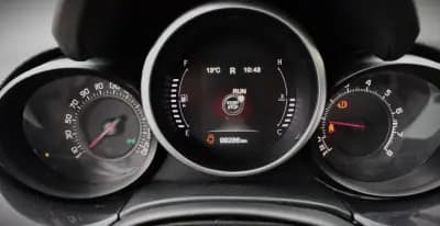 Vendo Fiat 500X 2018 - 14990 EUR, 99000 km - AUTO.MOTO.pt