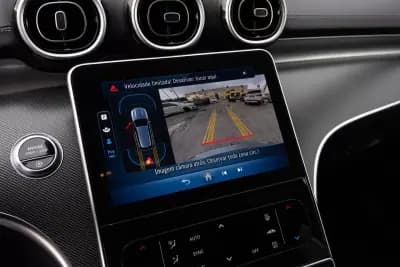 Vendo Mercedes-Benz C 200 2023 - 34900 EUR, 117000 km - AUTO.MOTO.pt